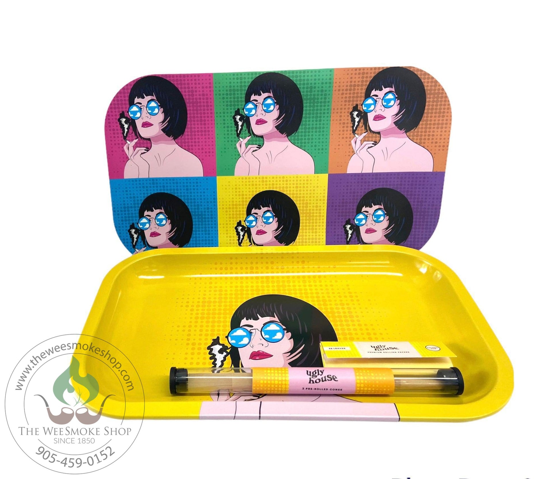 Colored faces magnetic tray with lid. Comes with 3 pre rolled cones and a pack of 1 1/4 papers.
