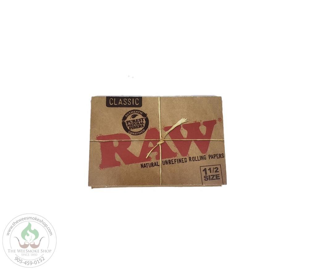RAW Classic Rolling Papers-rolling papers-The Wee Smoke Shop